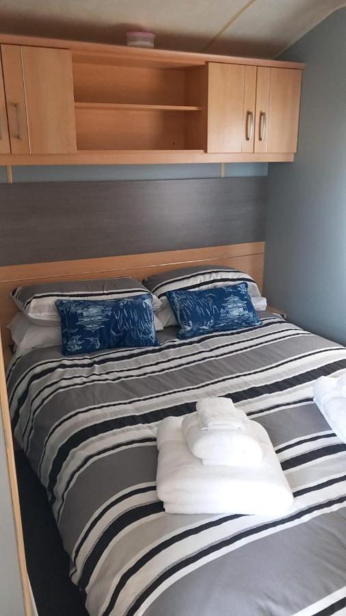 Holiday Caravan Clacton-on-Sea Exterior photo